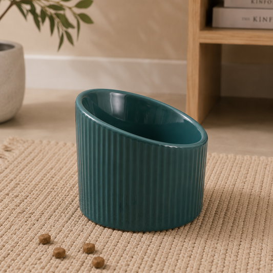 Elio Napf – Schräger Keramiknapf für Katzen
